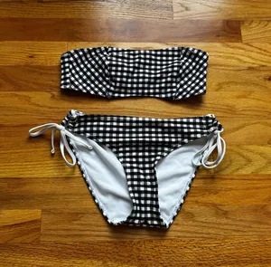 Abercrombie & Fitch Black and White Gingham Bikini Set thumbnail 1