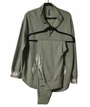 Two Fly Olive Green Half thumbnail 1