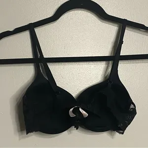 Victoria's Secret Angels Black Lace Bra thumbnail 8