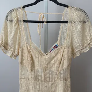 Urban Outfitters sz S‎ Cream Floral Lace Puff Sleeve Mini Dress Cottage Fairy thumbnail 2