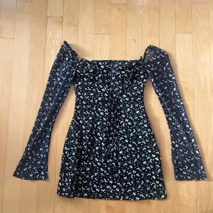 Princess Polly dyer sheer long sleeve black and yellow floral dress thumbnail 3