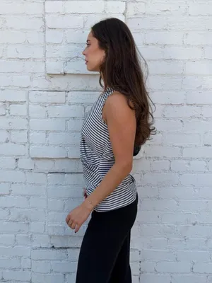 Ann Taylor white & black striped wrap tank top blouse Size 4 #officesiren #classy #workwear thumbnail 3