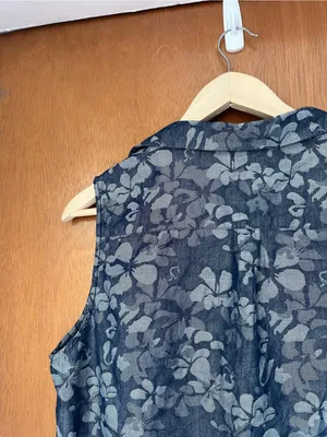 • 2 woman’s sleeveless patterned dresses• Blue Size L thumbnail 12