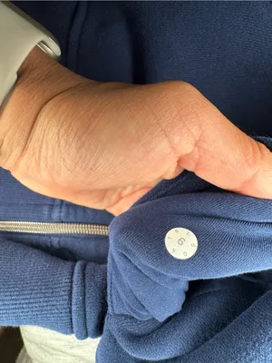 Lululemon Scuba Hoodie IV Size 6 thumbnail 4