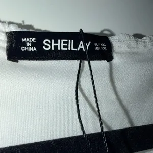 NWOT Short Sleeve Crochet Midi Dress thumbnail 3