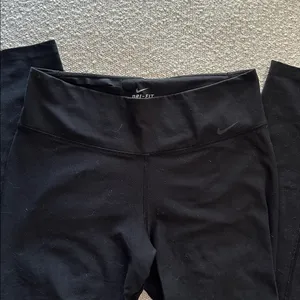 Nike Dri Fit One Legend Leggings thumbnail 2
