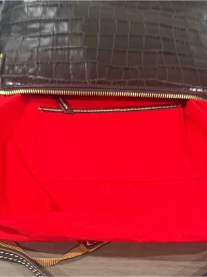 Dooney Bourke Oakdale Crossbody Bag Purse Crocodile Embossed Leather EUC thumbnail 11
