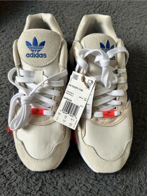 Adidas Retropy F90 Mystique HP8094 Off-White/Red/Blue Size 9 Men/10.5 Women thumbnail 3