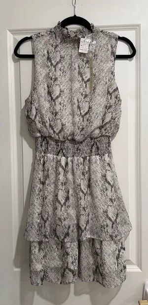 NWT She & Sky Sleeveless Snake-Print Tiered Dress in Gray and White thumbnail 1