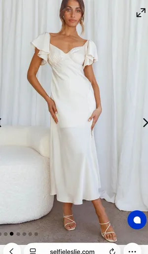 Selfie Leslie Dress Midi thumbnail 1