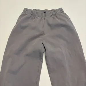 Brandy Melville Sweatpants Women One Size Small Grey Rosa Joggers Fleece thumbnail 1