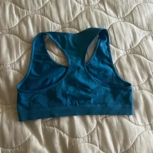 Blue sports bra #activewear Champion size M No flaws thumbnail 3