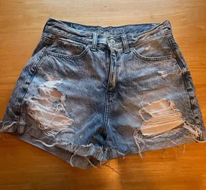 Women’s Distressed American Eagle Mom Shorts 4 thumbnail 1
