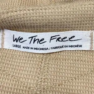 Free People Cream Tan Long Sleeve Faux Wrap V-Neck Crop Sweater Blouse Top Sz L thumbnail 3