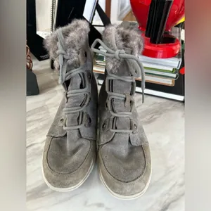 Sorel Joan Explorer Grey/Taupe Lace Up Fur Lined Boot thumbnail 8