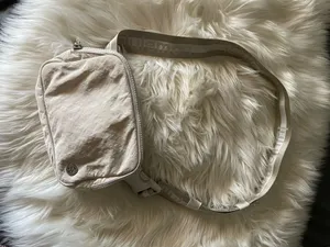Lululemon Athletica Cream Everywhere Belt Bag thumbnail 2