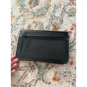 Buxton Black Leather Organizer Clutch Wallet with Mirror and Gold‎ Hardware thumbnail 6