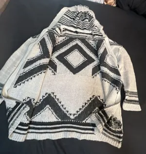 AQUA Women's Hooded Knit Zip-Up Sweater with Aztec Pattern and Fringe Detail thumbnail 4