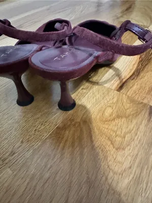Tahari Burgundy Suede Pointed Toe Slingbacks thumbnail 3