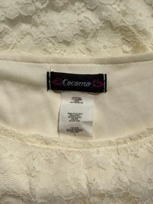 Vintage Cocomo Ivory Lace Dolman Top thumbnail 4