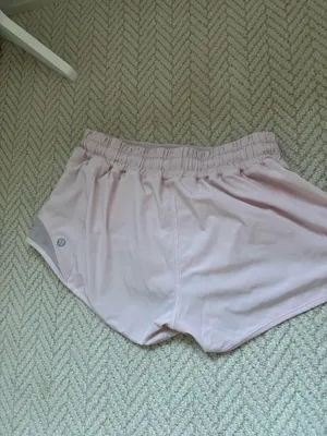 Hotty Hot Shorts Lululemon 2.5" thumbnail 2