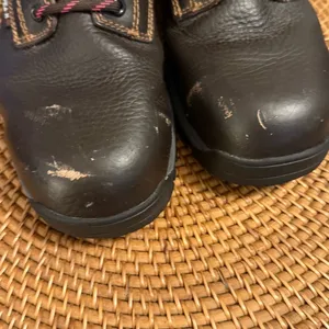 Wolverine Women's Brown‎ Leather Boots with Pink Accents composite toe size 9 thumbnail 3