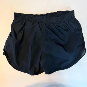 Nike Running Shorts Dri-FIT Tempo Womens Medium Black 831558-014 Gym Workout New thumbnail 2