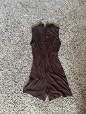 Brown Romper Size M thumbnail 2