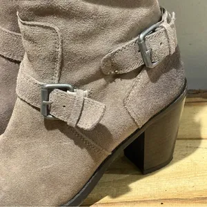 Dolce‎ Vita Tall Tan Suede Heeled Boots Size 9 A44 thumbnail 2
