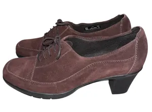 NEW Clarks Bendables Brown Suede Lace Up Oxford Heels Booties Shoes size 10W thumbnail 1