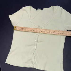 Brandi Melville Green Minimalist Full Button Cotton Crop Short Sleeve‎ Top 0 thumbnail 7