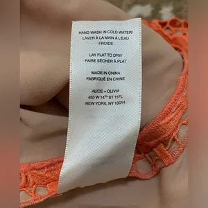 Alice + Olivia Farrel Midi Pencil Skirt in Coral & Nude Floral Lace Size 6 Lined thumbnail 11