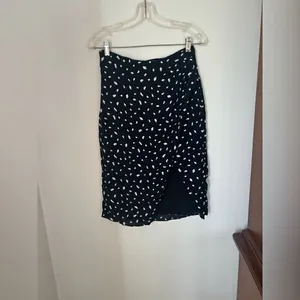 Abercrombie & Fitch Black White Spot Print Skirt Size Medium thumbnail 8