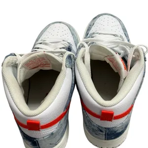 Nike Women’s Dunk High Washed Denim Size 8 thumbnail 5