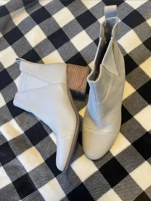 Toms Light Gray Women's Chelsea Ankle Boots thumbnail 2