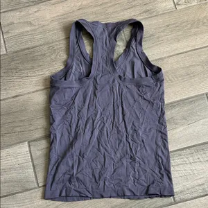 Elegant Women's gray active Tank Top thumbnail 4