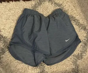 Nike dri-fit shorts thumbnail 1