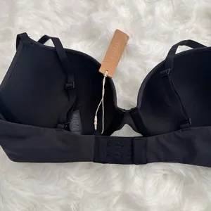 Skims Fits Everybody Pushup Demi Bra Onyx Size 34A thumbnail 6