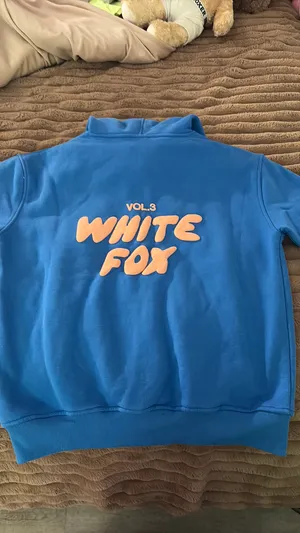 White Fox Boutique thumbnail 2