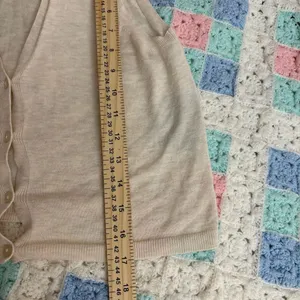 Divided H&M Knit Vest Size S Beige Sleeveless Button Up Cardigan Top thumbnail 5