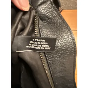 Tahari ASL Black Pebbled Leather Slouchy Hobo Shoulder Bag Adjustable Strap thumbnail 13