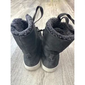 UGG Starlyn Black Leather Sherling High Top Sneaker Shoe Women's 6.5 US thumbnail 7