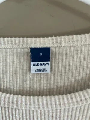 Old Navy Long Sleeve Top thumbnail 2