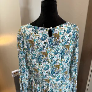Altar'd State Long Sleeve Tiered Blue White Floral V-Neck Tie Dress Ruffle Flowy thumbnail 7