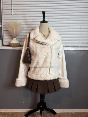 Nine West Cream Faux Fur Moto Jacket Size Small thumbnail 2
