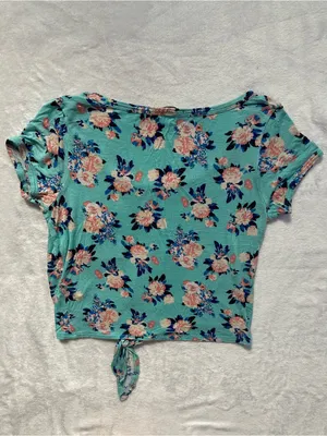 Charlotte Russe Floral Tie Front Crop Top in Blue Size Small Short Sleeve thumbnail 8
