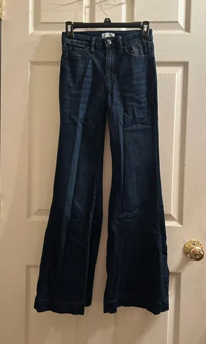 Shyanne dark wash jeans thumbnail 1