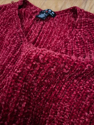 Red Knit Sweater thumbnail 3
