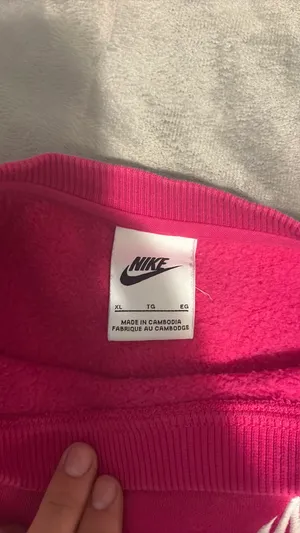 Nike Crewneck Sweatshirt thumbnail 4