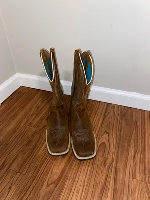 Square Toe Western Boots Ariat thumbnail 2